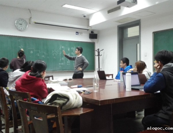助教系列·小班讨论课——采访肖京·坚守经典传承之路
